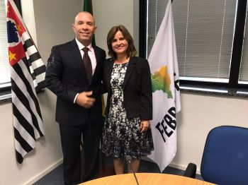 Nossa dirigente Célia Lessa participando de reunião na Federação Nacional do Fisco - Febrafite -, em pauta importante tema da nossa classe.