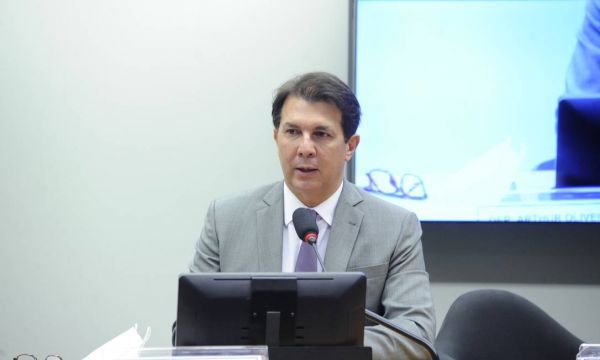 Comissão da Câmara conclui votação da reforma administrativa